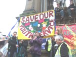 workers and young people uniting to 'save our youth service'