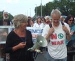 Lindis chatting with another campaigner