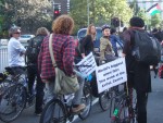 w5u more placards