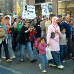 many families were on the march